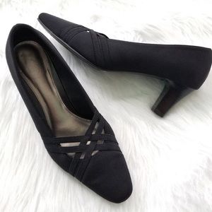 LIFE STRIDE BLACK HEELS PUMPS 6.5